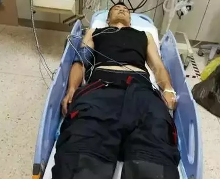 又雙叒叕現(xiàn)火災(zāi)！為撲救晶澳大火，消防戰(zhàn)士連續(xù)作戰(zhàn)累暈現(xiàn)場(chǎng)