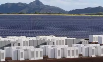 馬斯克想建超級(jí)太陽(yáng)能電站，解決美國(guó)的全部用電！