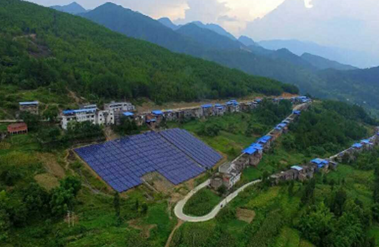 首航新能源攜手億清佳華，助力重慶云陽(yáng)1MW光伏電站