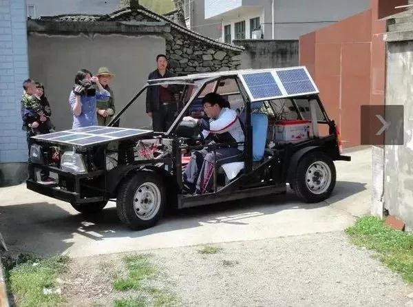 高手在民間 花1.5萬造出能跑70公里的光伏汽車！