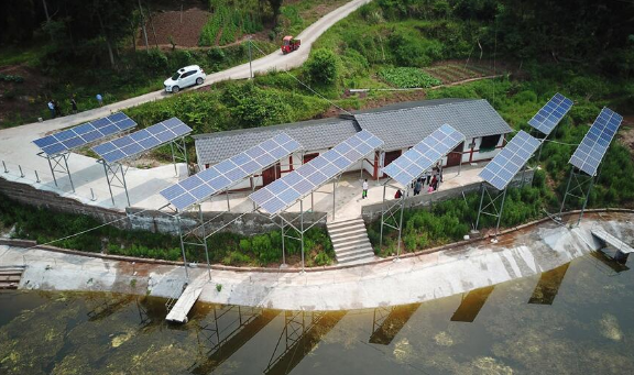 四川廣安區(qū):貧困村有了首個(gè)光伏發(fā)電站