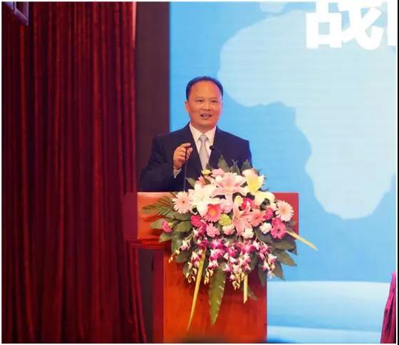 通威太陽能、上海微系統(tǒng)所、三峽資本正式簽訂SHJ太陽能電池產(chǎn)業(yè)化戰(zhàn)略合作協(xié)議