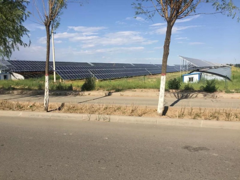 光伏電站組件清洗：人工一小時，他只要一分鐘？