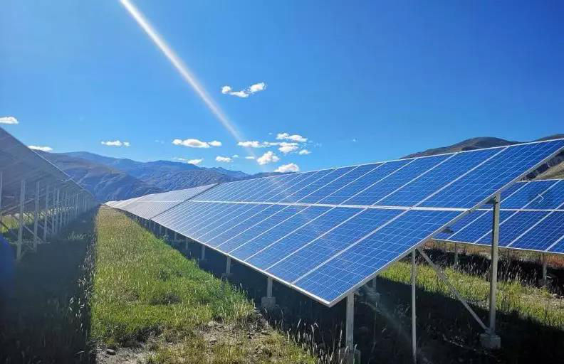 優(yōu)得運(yùn)維中標(biāo)通威30MW、西藏協(xié)信20MW光伏電站運(yùn)維服務(wù)項(xiàng)目